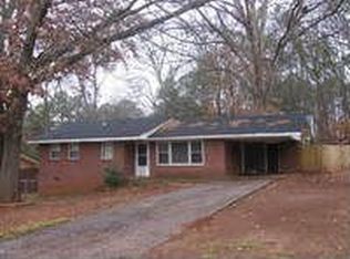 998 Shieldcrest Way, Forest Park, GA 30297