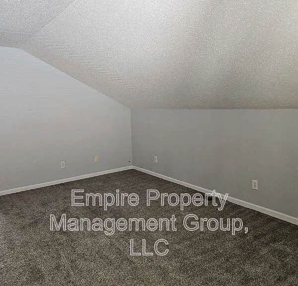 401 Dukes Hill Rd — Photo 17