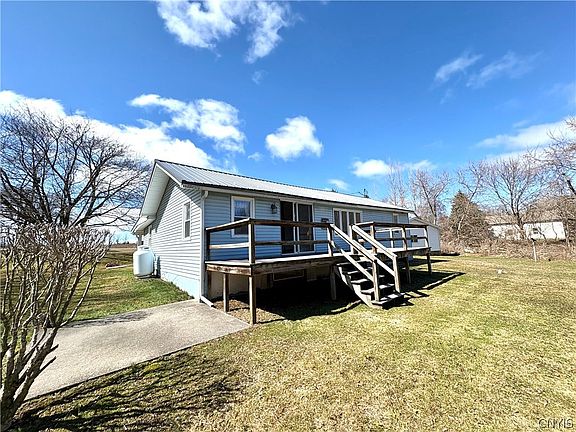 3rd image of 4134 Wyckoff Rd