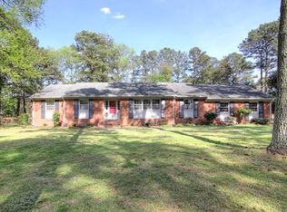 1121 Challis Ln, Sandston, VA 23150