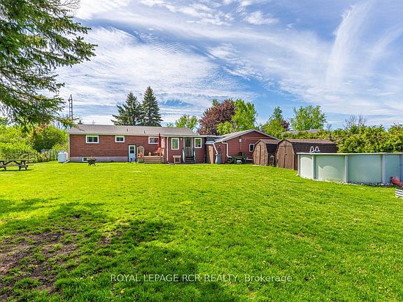 2nd image of 2872 Sunset Dr