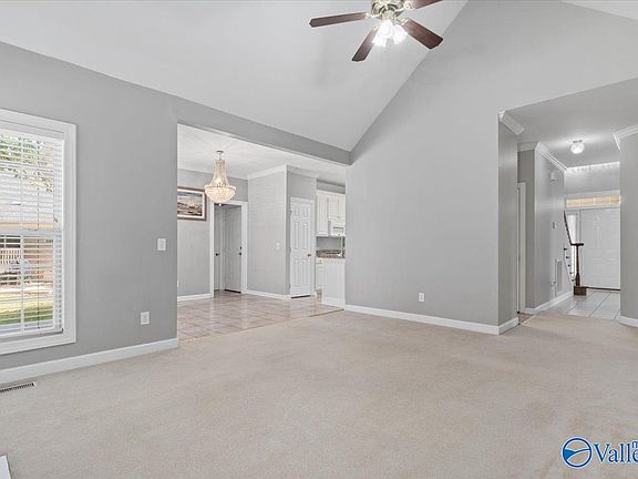 4th image of 14021 Camden Cir SE