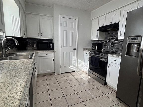 5th image of 3130 Balzar St