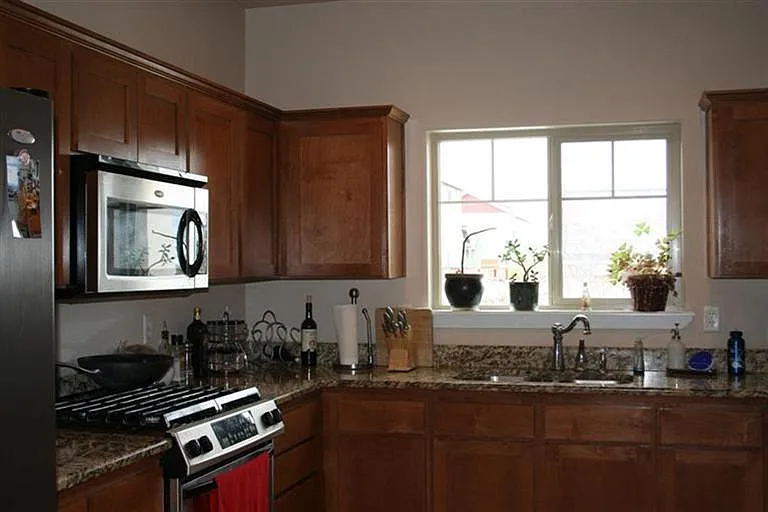 1221 Kamerin Springs Dr — Photo 7