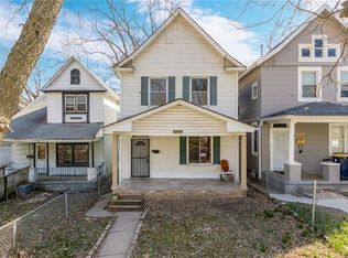 423 Kensington Ave, Kansas City, MO 64124