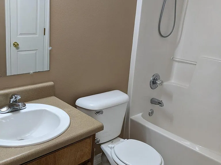2949 McCarty Ave — Photo 22