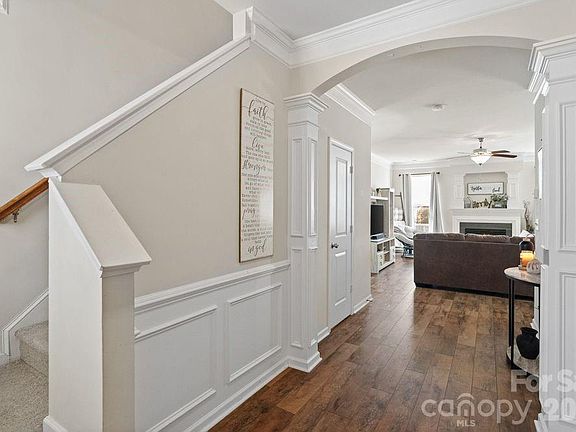 4th image of 3825 Quay Ct