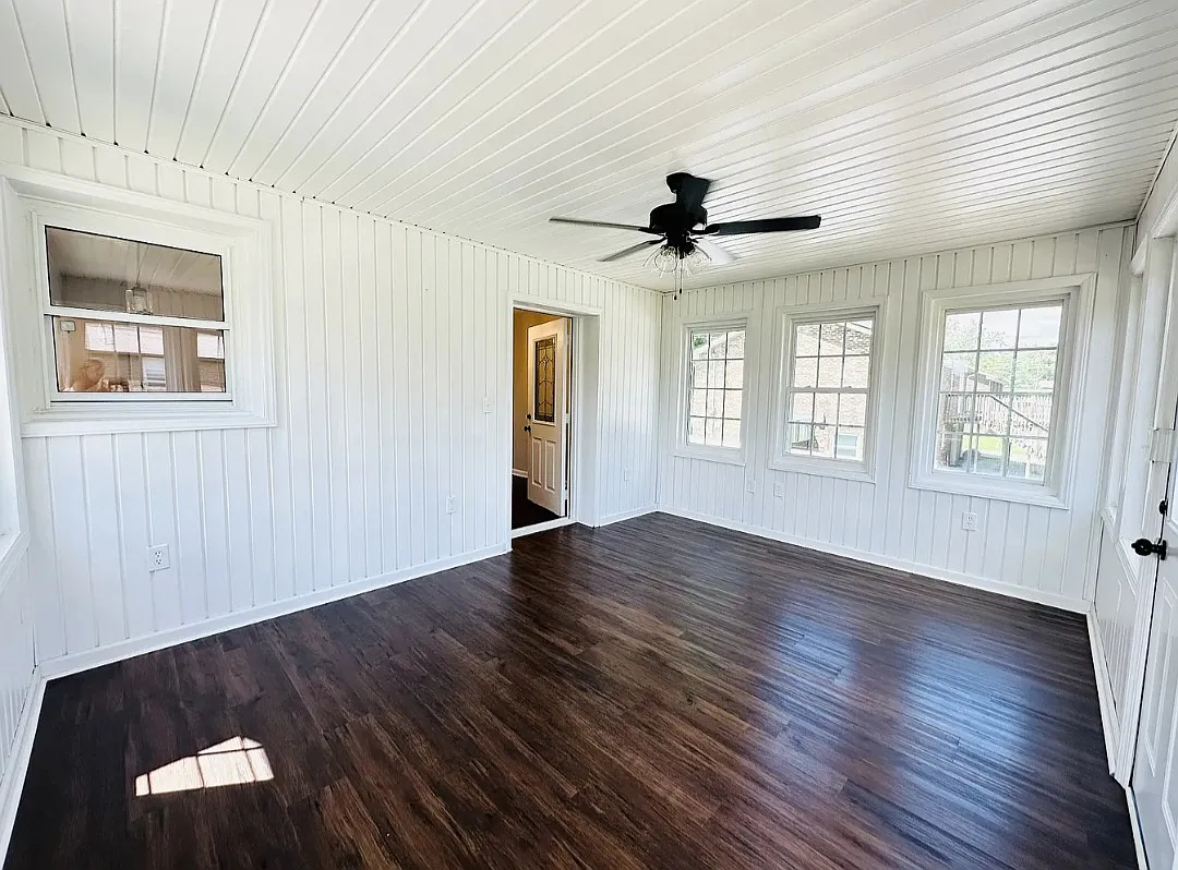 307 Bancroft Dr — Photo 4
