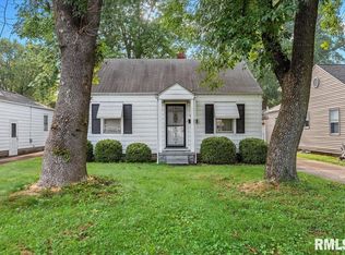 2920 S 4th St, Southern View, IL 62703