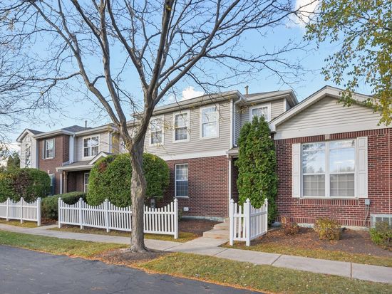 18627 W Point Dr, Tinley Park, IL 60477