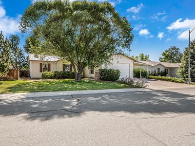 2090 Sara East Ln, Montrose, CO, 81401