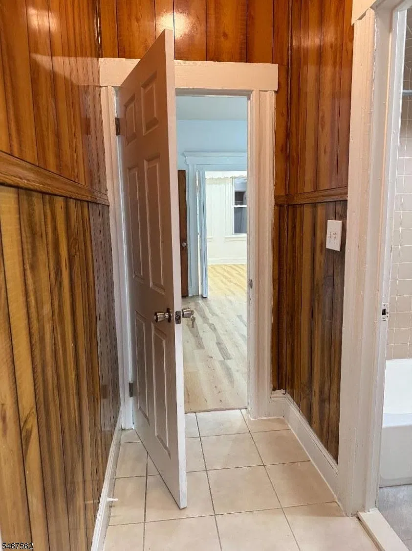 3 bed, $2,500 — Photo 3