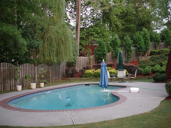 Gorgeous pool, perfect for entertaining and family fun.