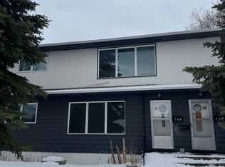 748 Polson Ave #748, Winnipeg, MB R2X1M2