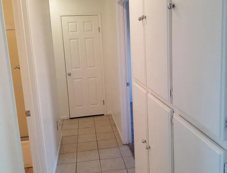 4425 Bartel Dr — Photo 13