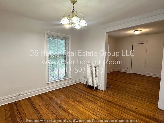3rd image of 303.5 W Lapeer St