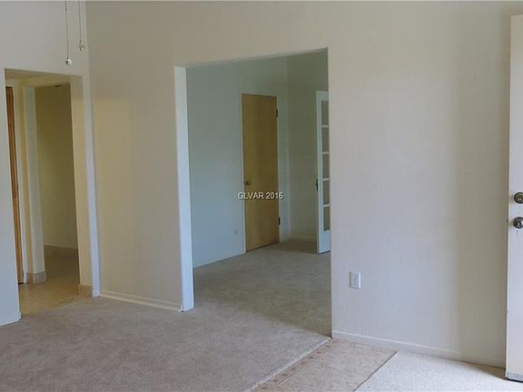 4th image of 1318 Denver St #0