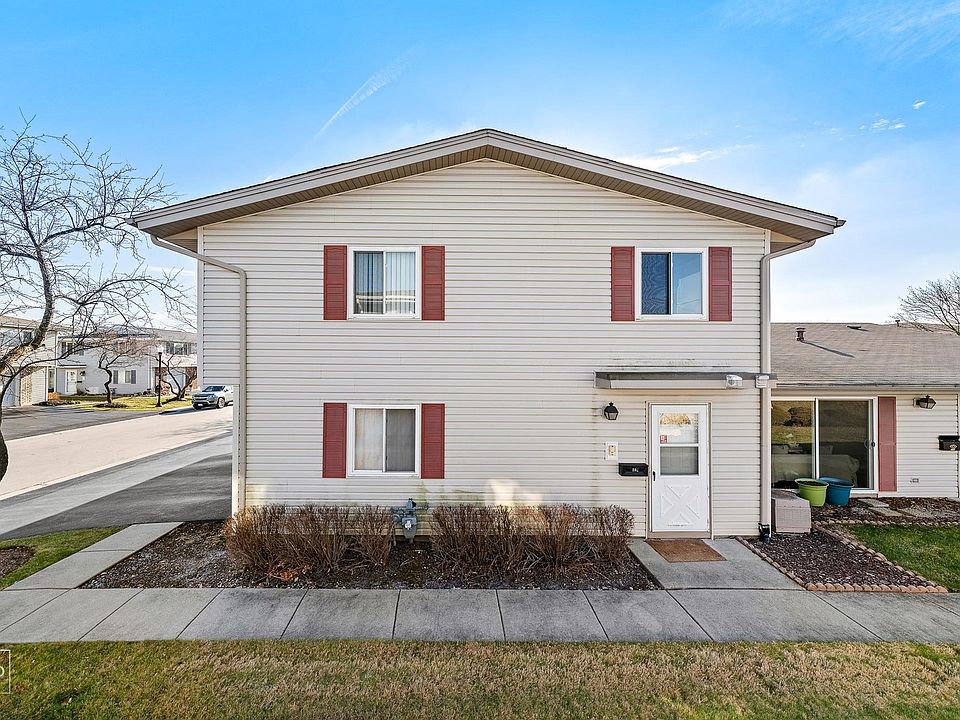 1st image of 202 Barcliffe Ln #202