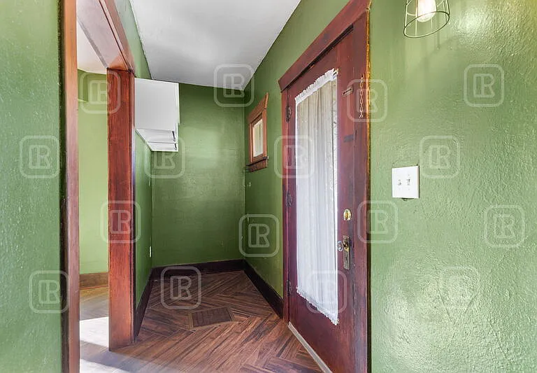 1414 N Adams St — Photo 3