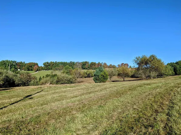 Smith Farm Rd NE, Check, VA 24072