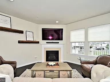 1818 Pinnacle Dr — Photo 11