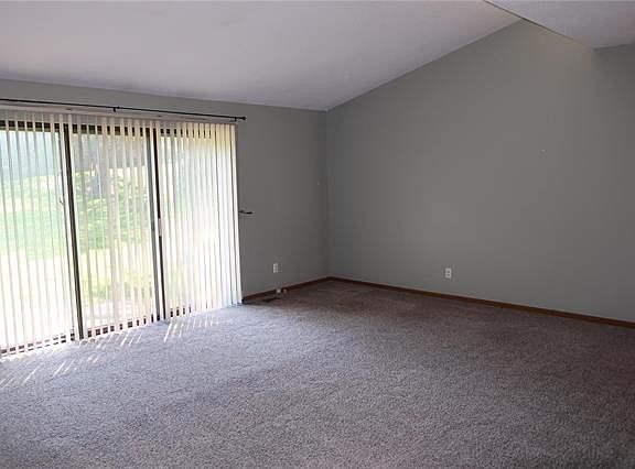 4th image of 2340 Seven Pines Dr