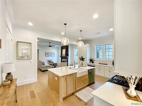 4th image of 1550 Stillwater Cir
