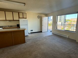 4130 11th Ave NE #805, Seattle, WA 98105