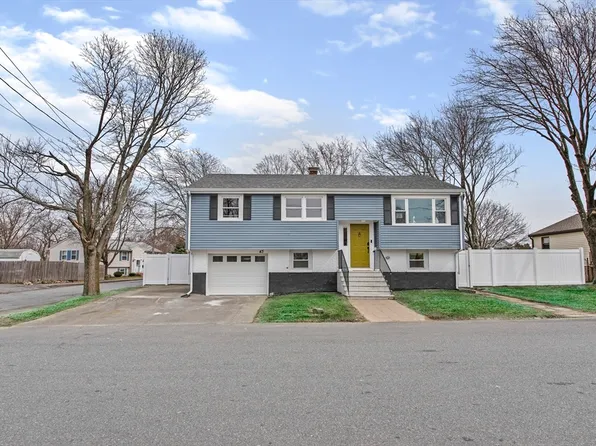 43 Belleview Ave, Salem, MA 01970