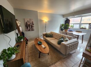 380 Frank St #1017831, Ottawa, ON K2P0Y1