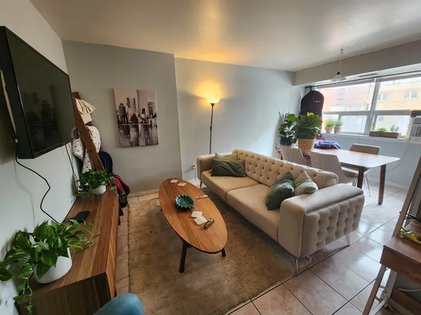 380 Frank St #7, Ottawa, ON K2P 0Y1