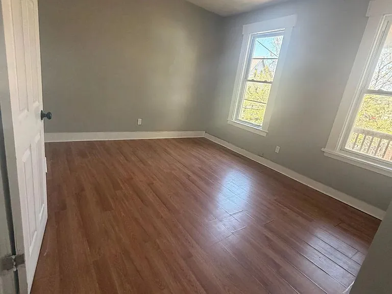 70 Shelton Ave #2L — Photo 3