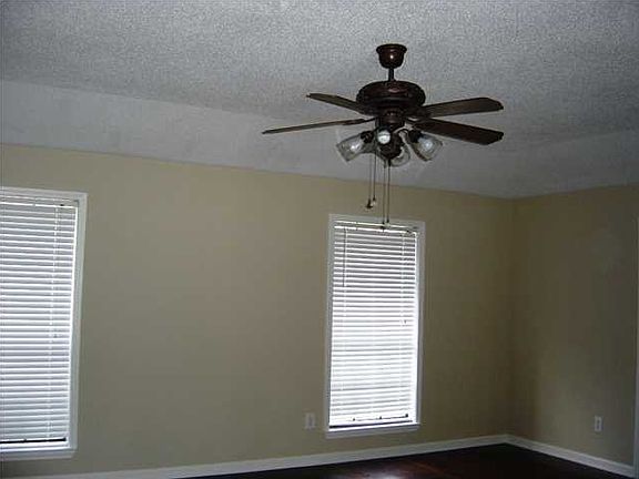 3rd image of 2165 Sky Vista Dr W