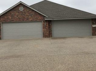 2003 S Devin Lea St, Stillwater, OK 74074