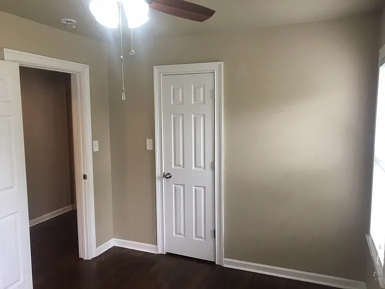 410 Cherry Ave — Photo 3