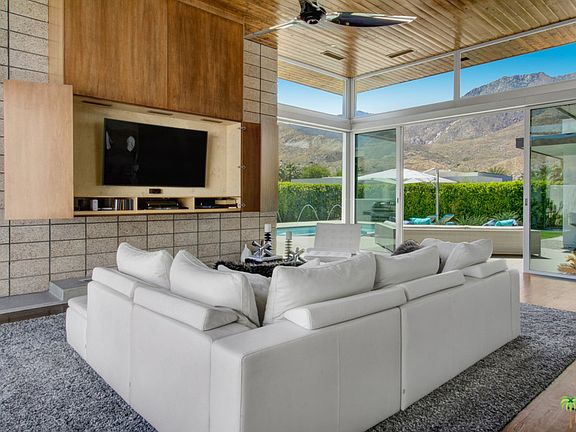 5th image of 3218 Las Brisas Way