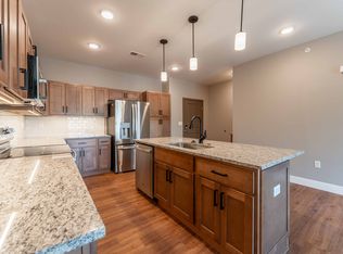 Township 28, Springfield, MO 65804