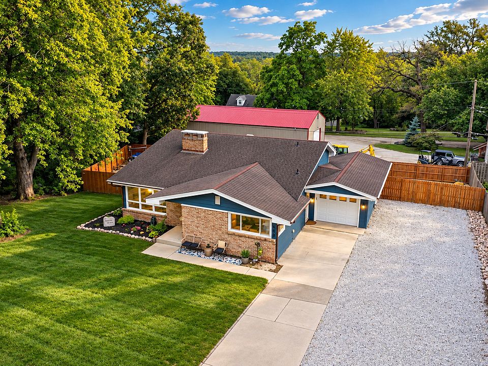 1st image of 2469 Circle Dr