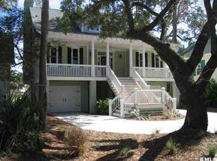 3 Fiddlers Bend Dr, Saint Helena Island, SC 29920