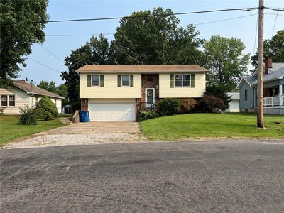 743 2nd St, Bethalto, IL, 62010