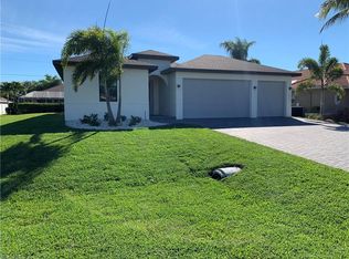1822 SE 19th Ln, Cape Coral, FL 33990
