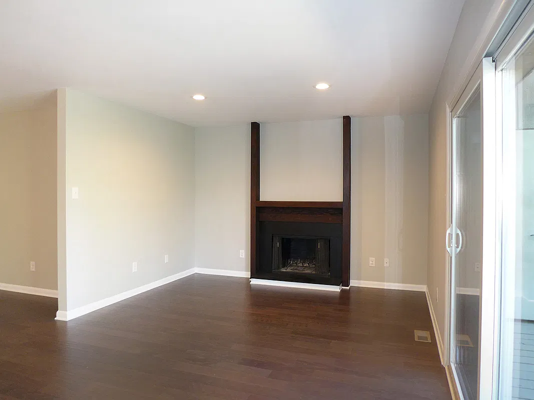 3 bed, 3.5 bath, 2068 sqft, $2,895 — Photo 2
