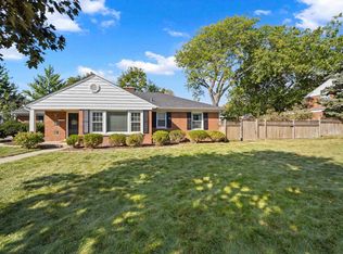 1100 Raleigh Rd, Glenview, IL 60025