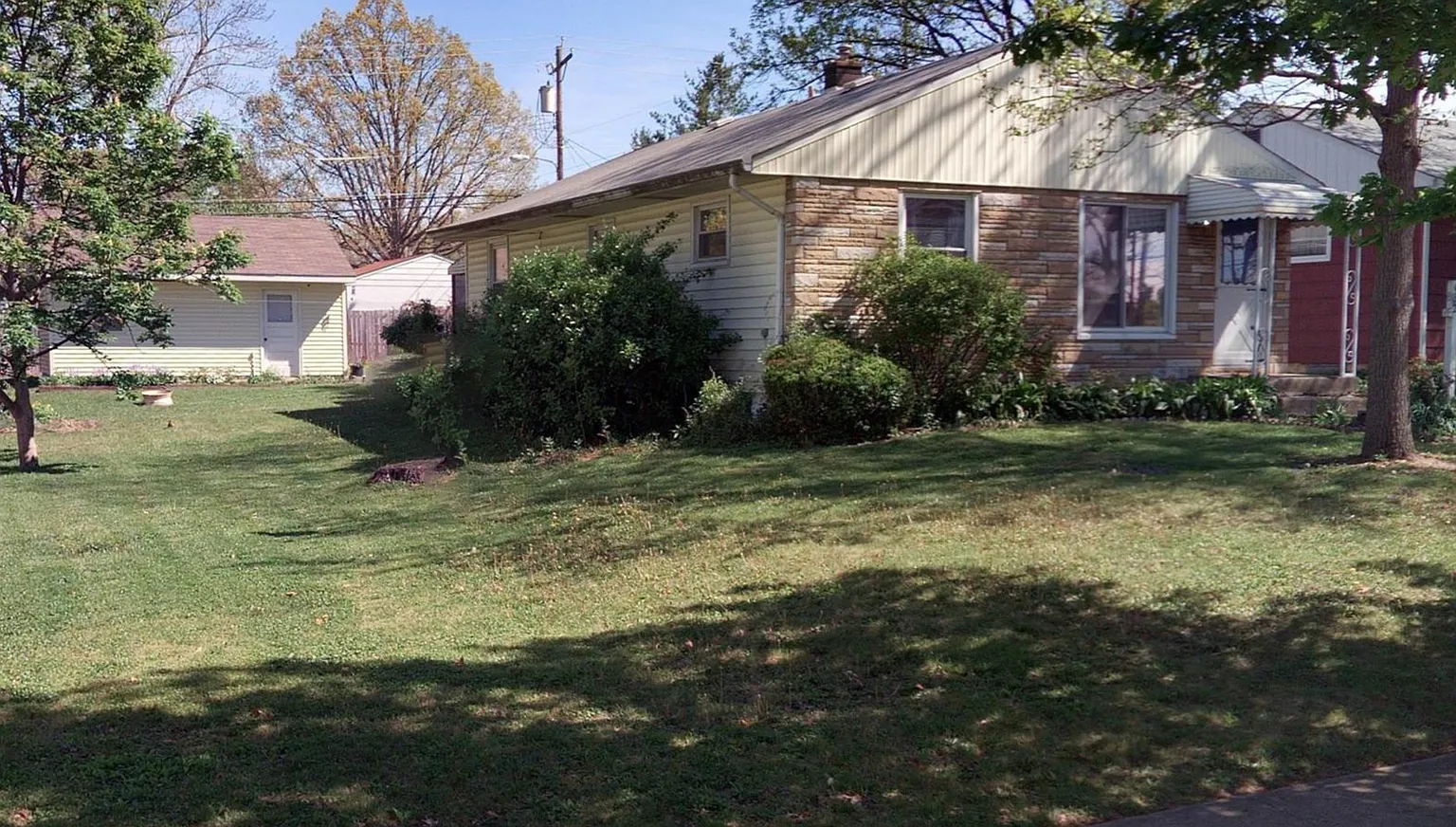 632 E Lincoln Ave photo 1