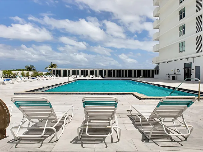 5601 Collins Ave #711 — Photo 36