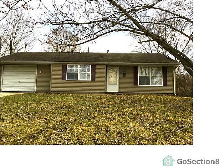 1st image of 806 Holiday Dr