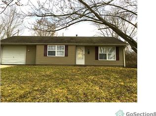806 Holiday Dr, Danville, IL 61832