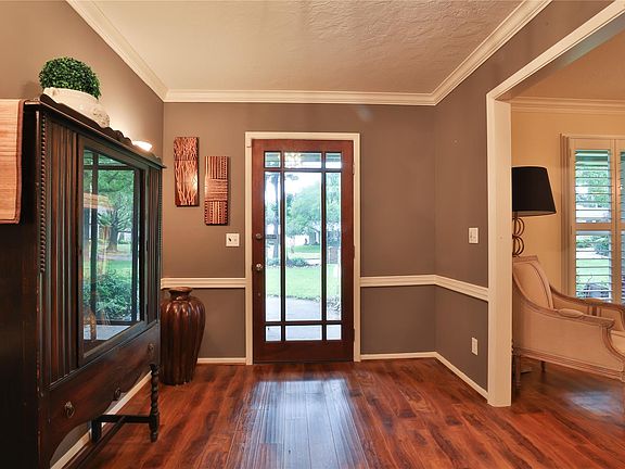 4th image of 7810 Beaver Lake Ct