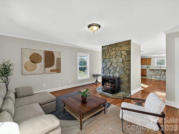 5th image of 6590 Camp Creek Rd