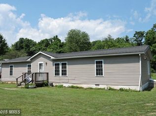 81 Melbourne Ct, Bunker Hill, WV 25413